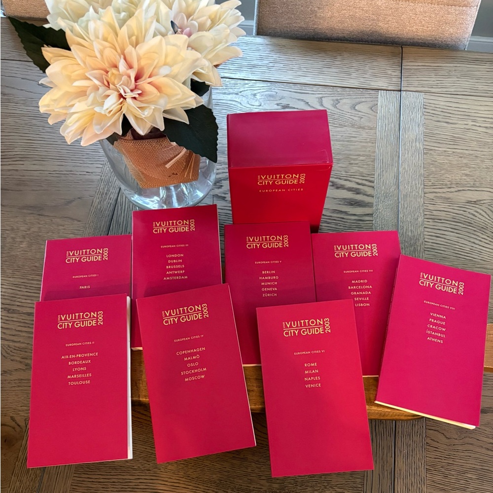 Louis Vuitton European City Guide Collection Set of 8 - 2003
